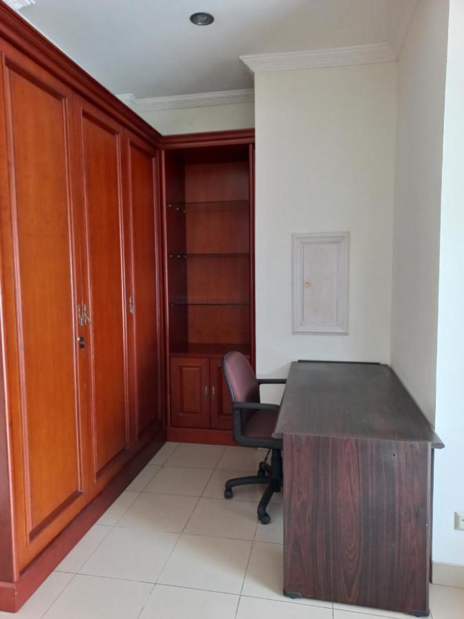 Margot Apartment Pondok Indah Cakarta Dış mekan fotoğraf