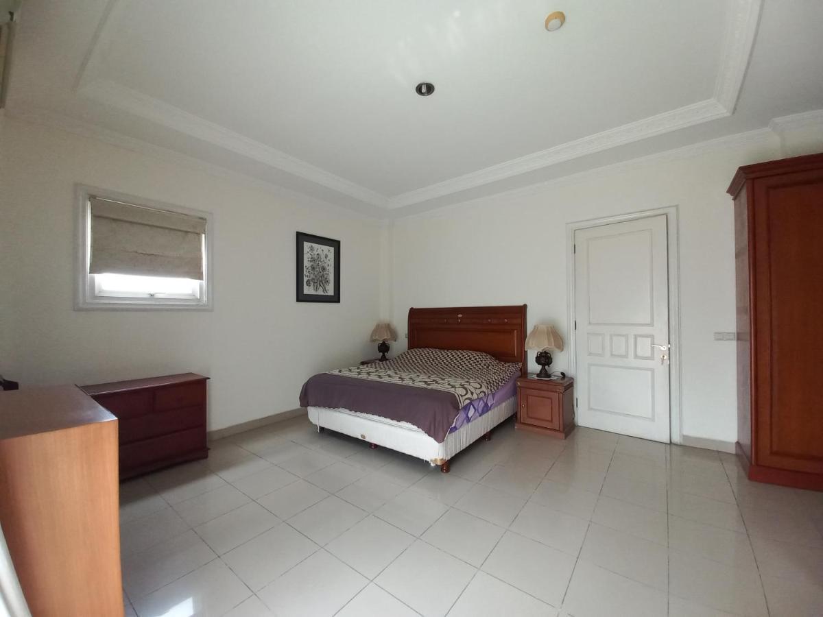 Margot Apartment Pondok Indah Cakarta Dış mekan fotoğraf